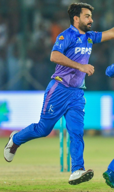 Khushdil Shah takes a wicket